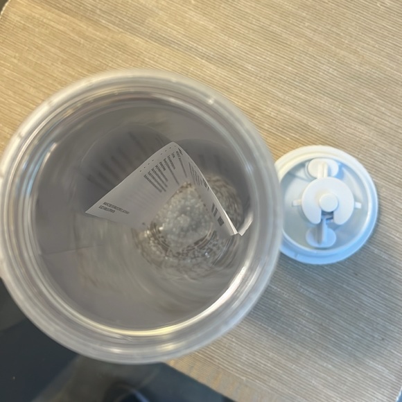 NEW Starbucks holiday travel coffee mug - Picture 3 of 3